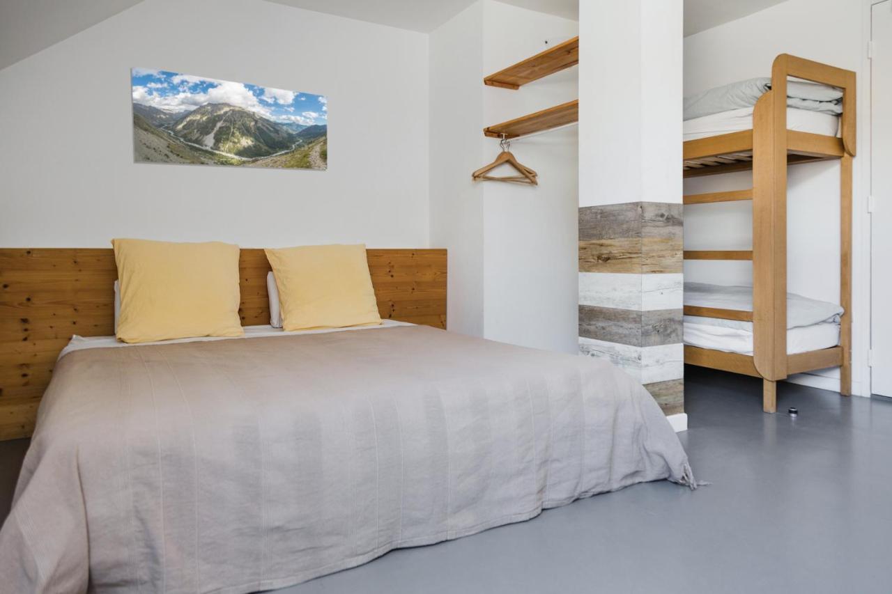 Auberge Des Ecrins Champoléon Room photo